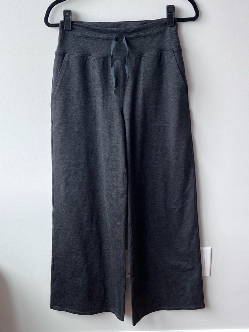 SPANXsmooth Soft Stretch Wide Leg Comfy Pants 30” Women’s M Essex Green 50807R